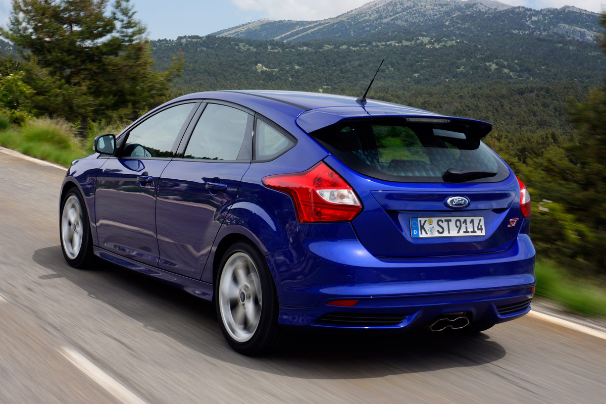 Ford Focus ST-3 rear tracking