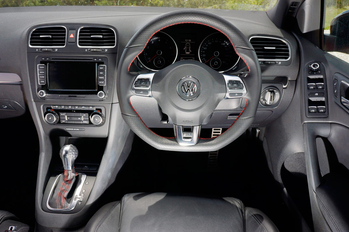 VW Golf GTI Edition 35 interior
