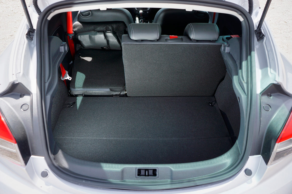 Renaultsport Megane 265 boot