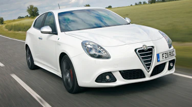 Alfa Romeo Giulietta Cloverleaf front tracking