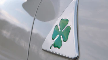 Alfa Romeo MiTo Cloverleaf badge