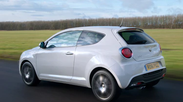 Alfa Romeo MiTo Cloverleaf rear tracking