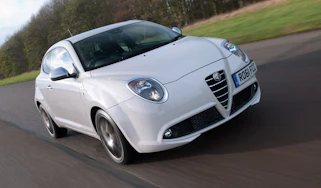 Alfa Romeo MiTo Cloverleaf front tracking