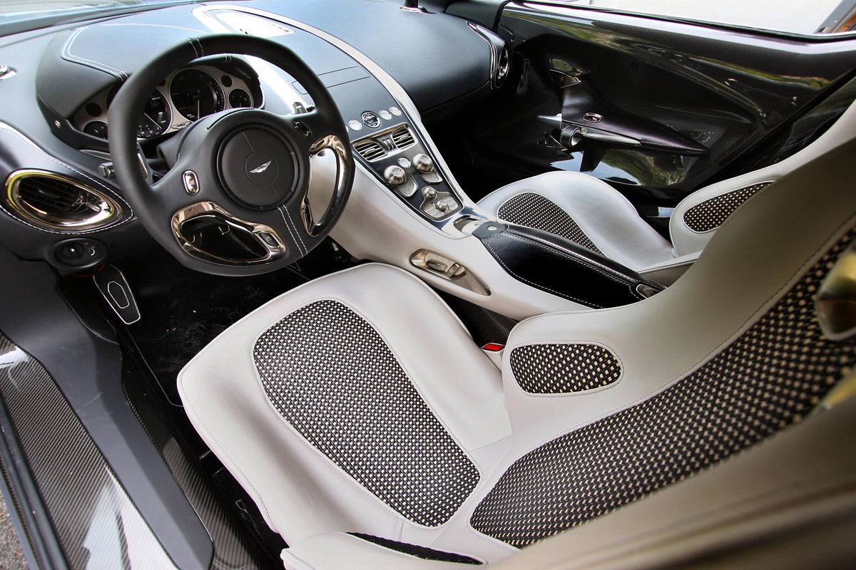 Aston Martin One-77 interior