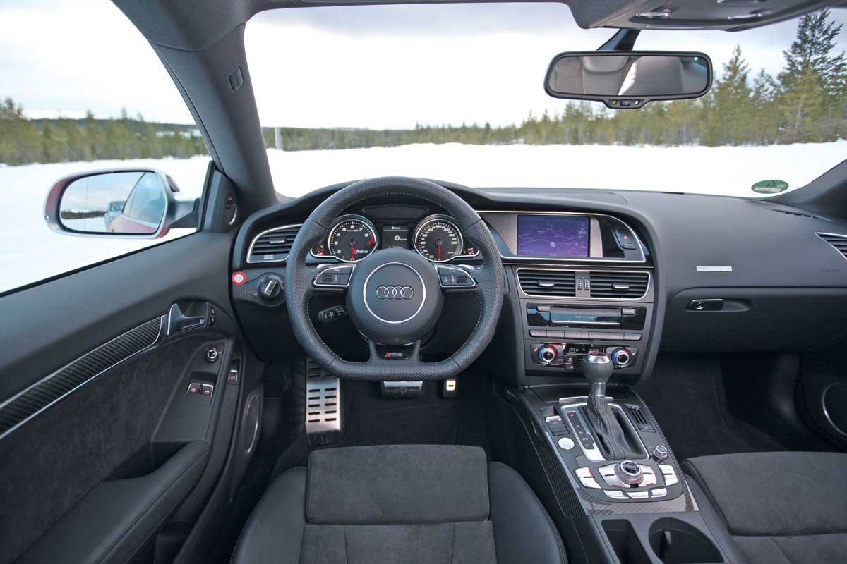 Audi RS5 interior