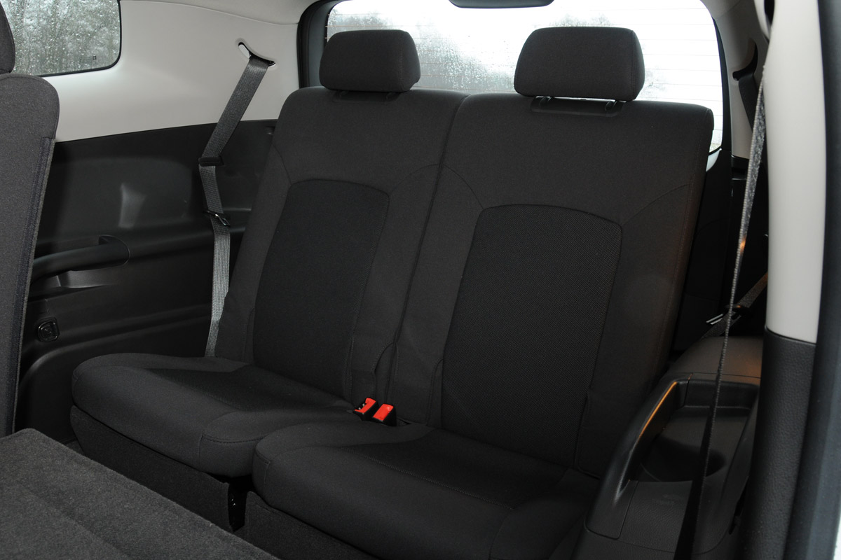 Chevrolet Orlando rear seats