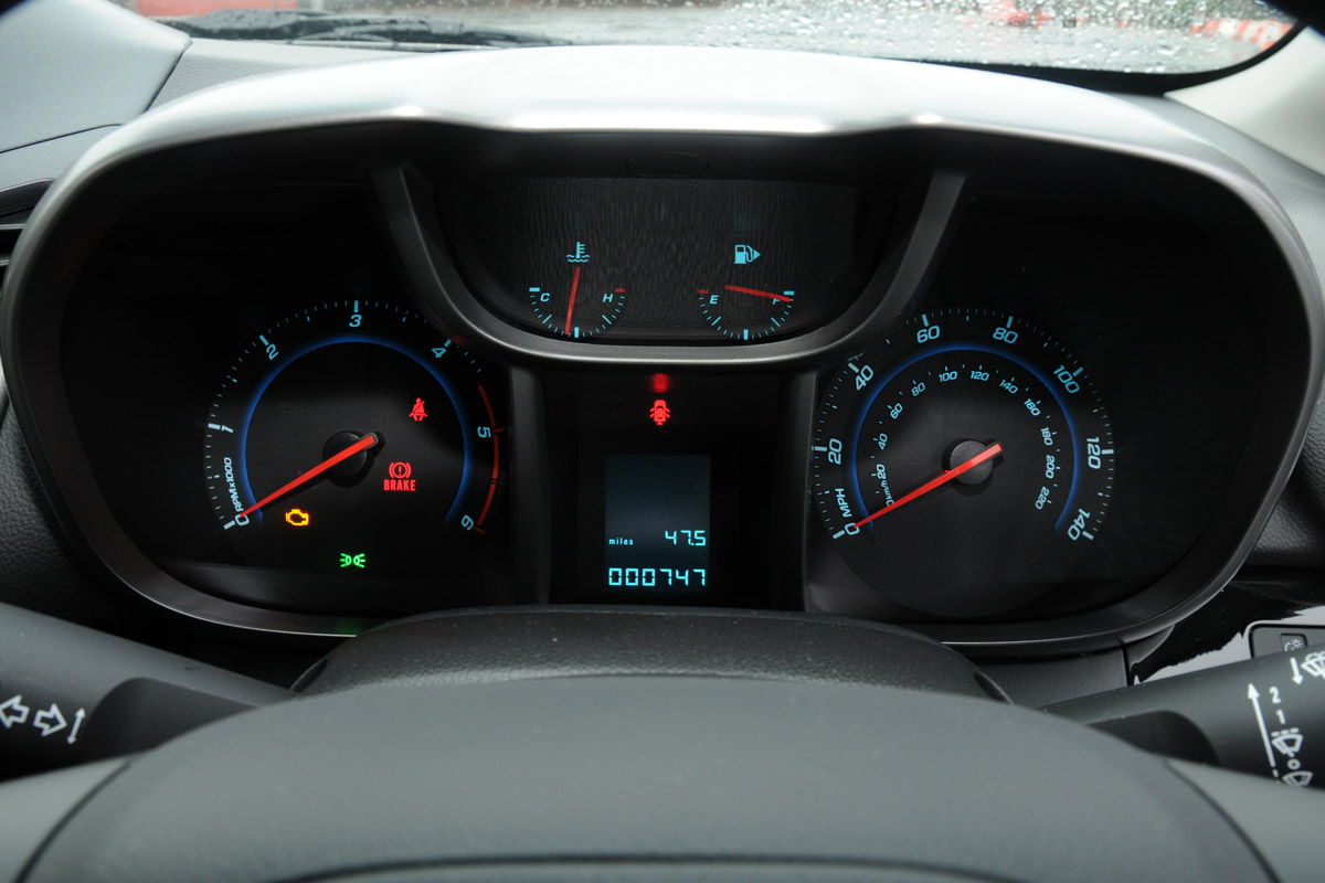Chevrolet Orlando dials