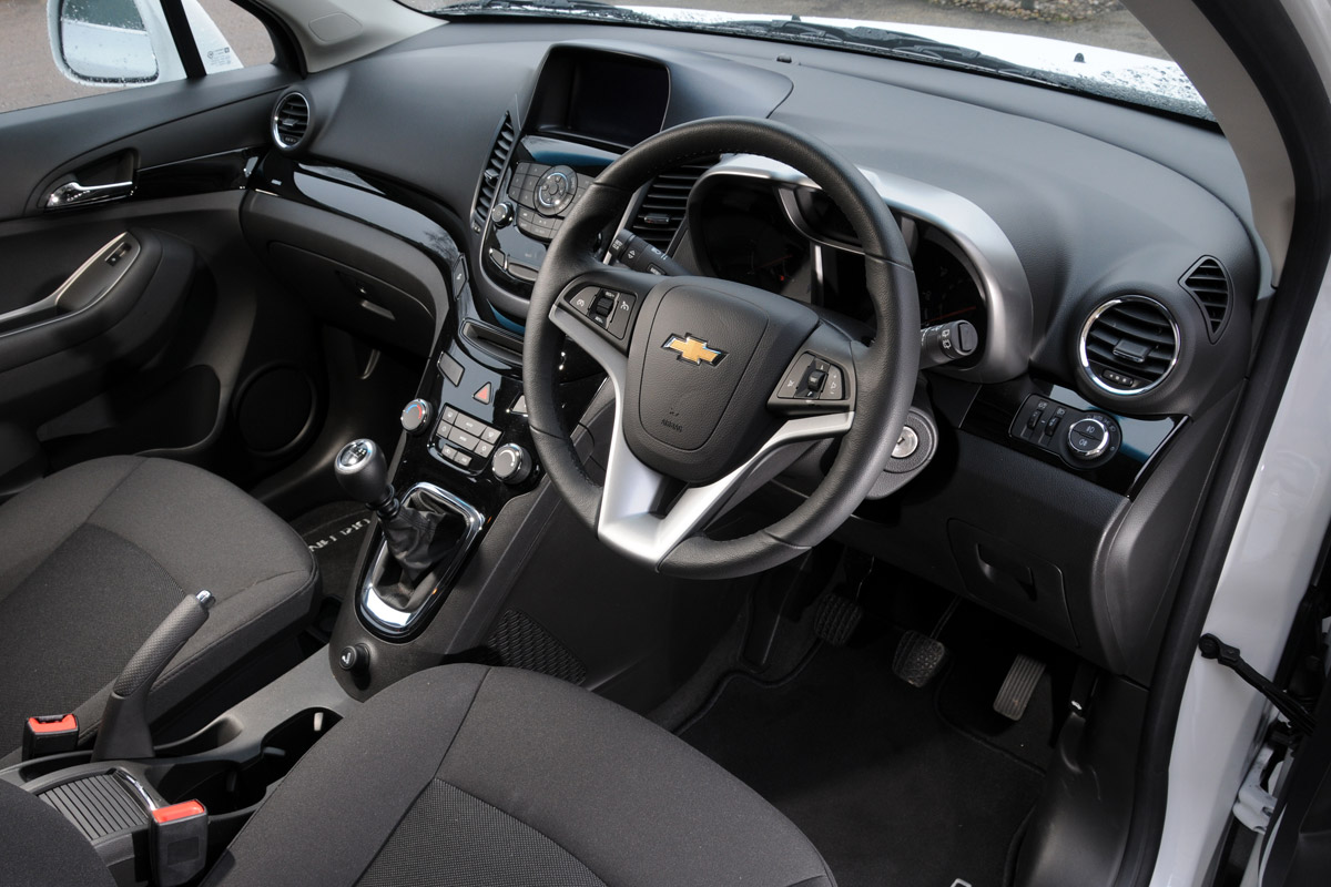 Chevrolet Orlando interior