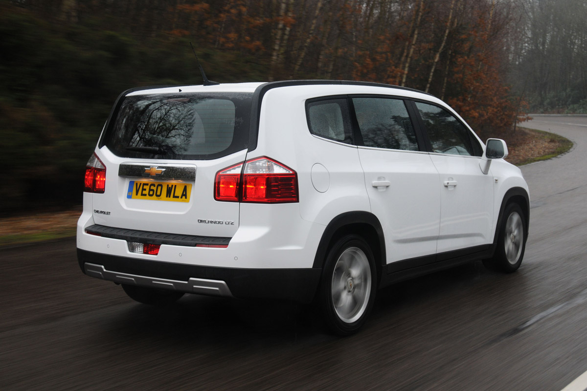 Chevrolet Orlando rear