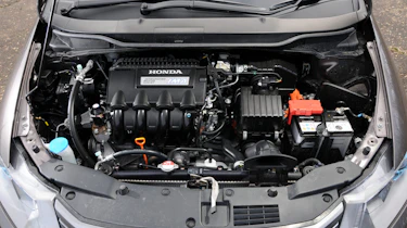 Honda Insight under the bonnet