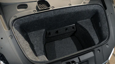 Audi R8 Spyder boot