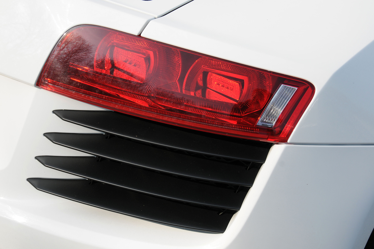 Audi R8 Spyder light