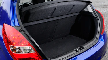 Hyundai i20 boot