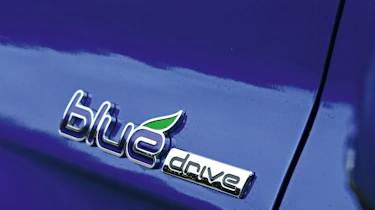 Hyundai i20 badge