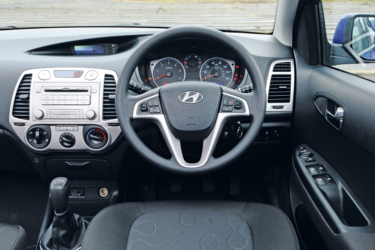 Hyundai i20 interior