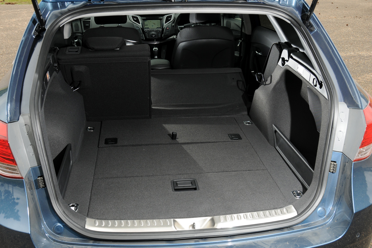 Hyundai i40 Tourer boot