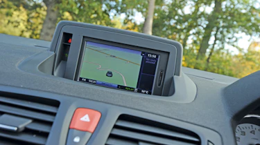 Renault Megane Coupe display