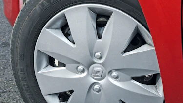 Renault Clio wheel