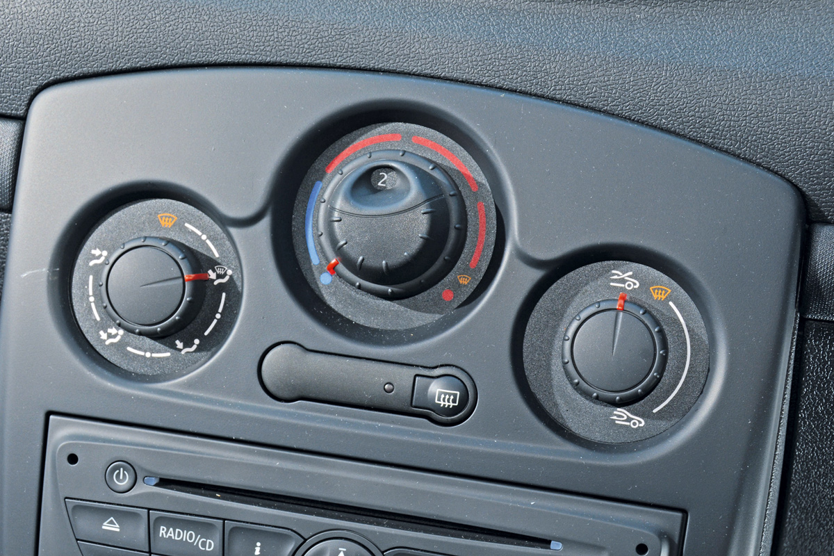 Renault Clio detail
