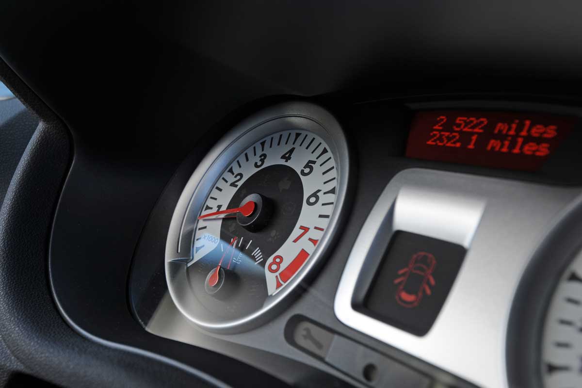 Renault Clio Renaultsport dials