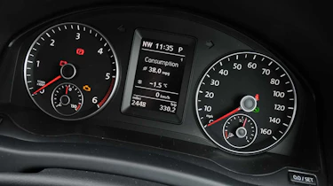 Volkswagen Golf Plus dials