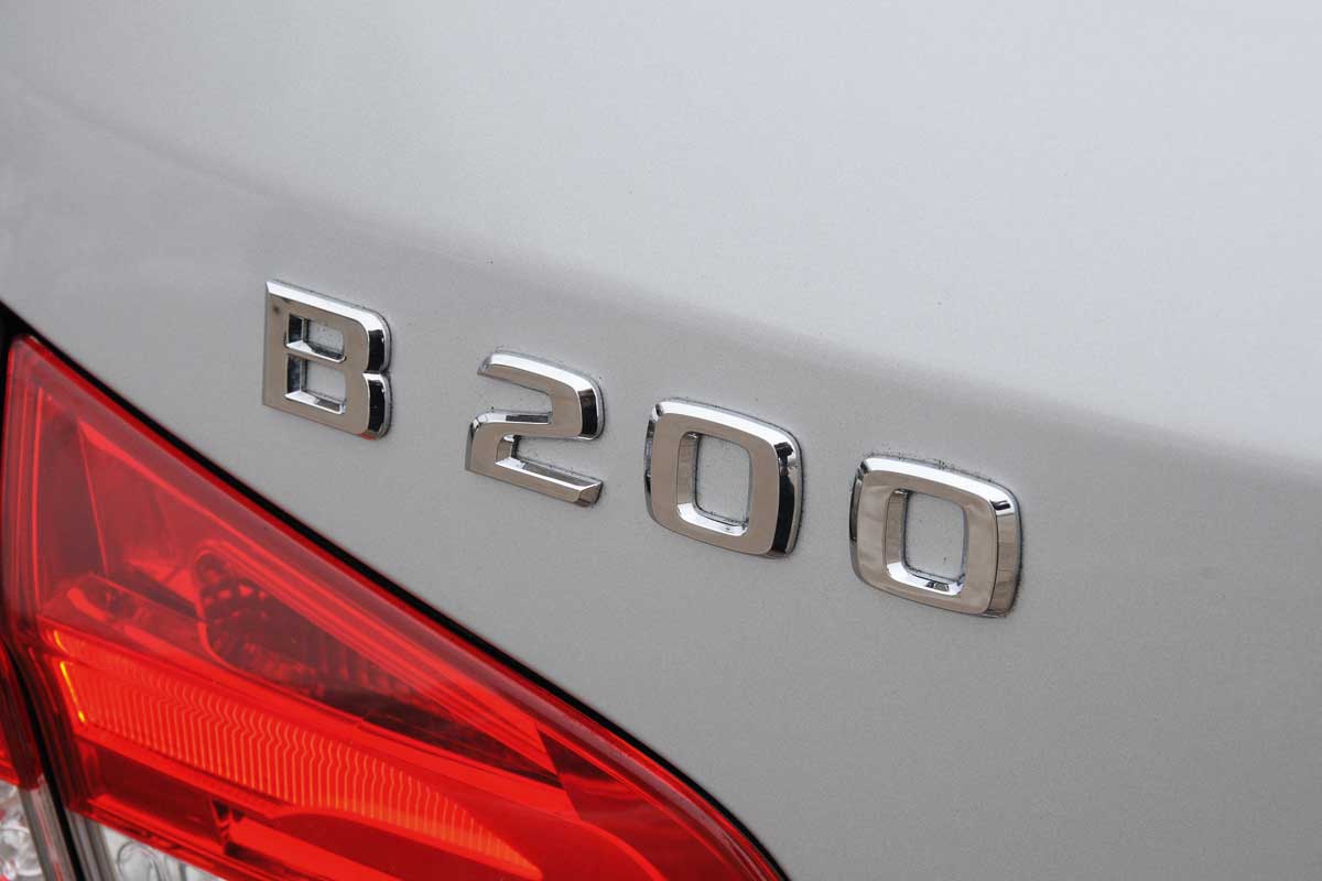 Mercedes B-Class badge