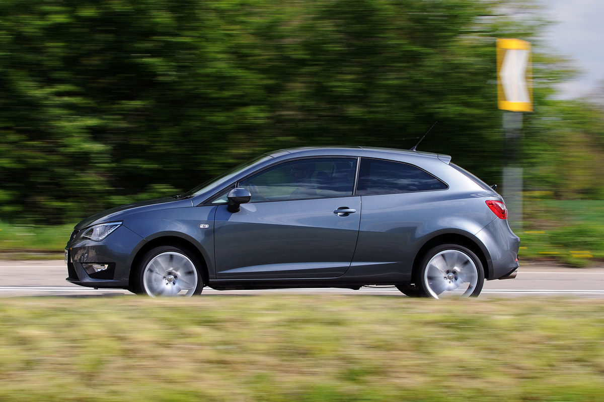 SEAT Ibiza profile