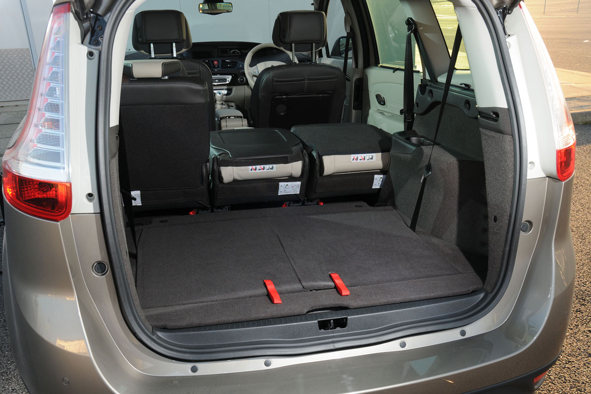 Renault Grand Scenic boot