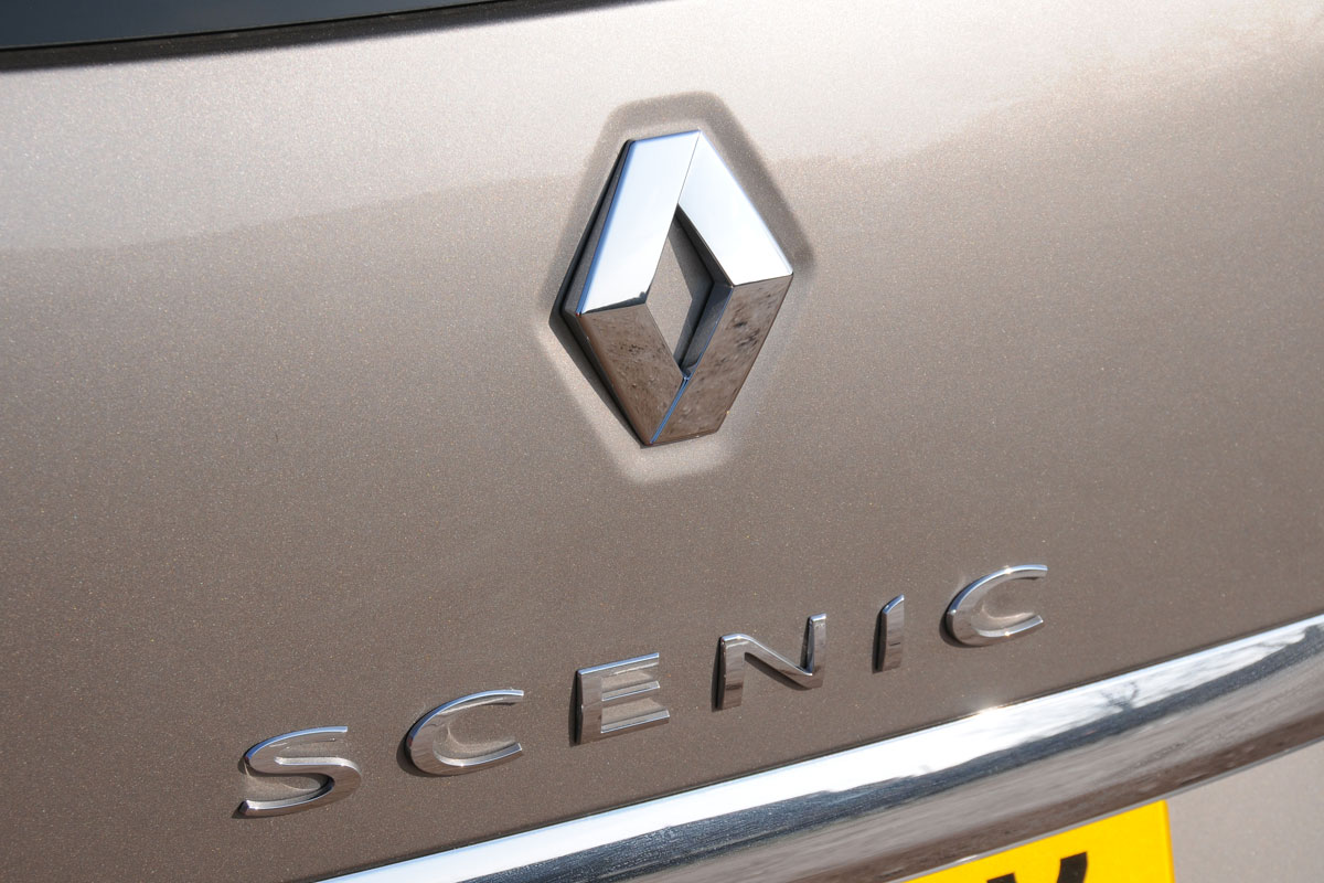 Renault Grand Scenic badge