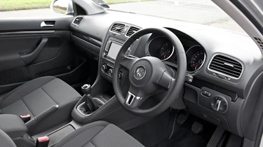 Volkswagen Golf Estate interior
