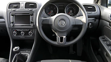 Volkswagen Golf Estate dash