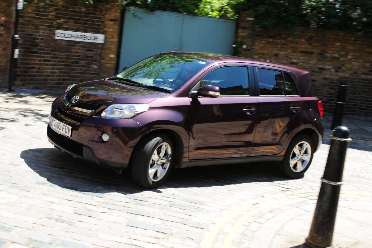 Toyota Urban Cruiser front