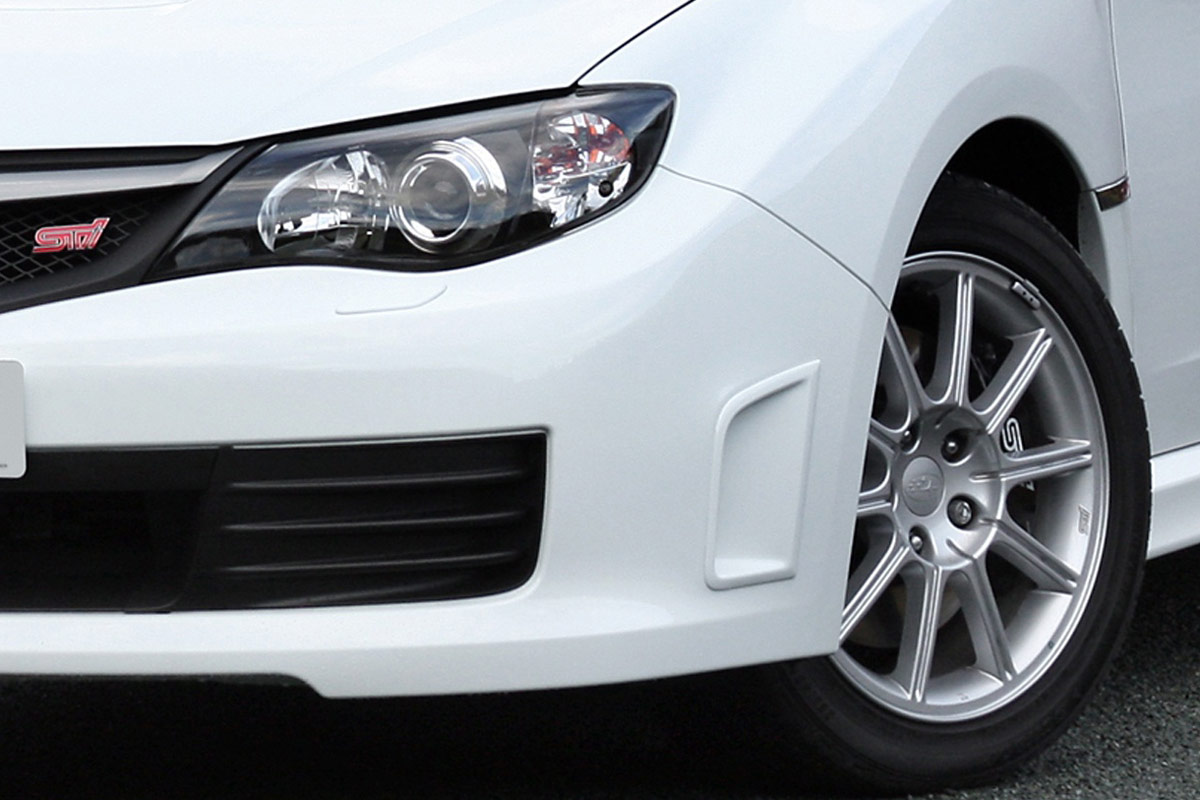 Subaru WRX STi hatchback wheel