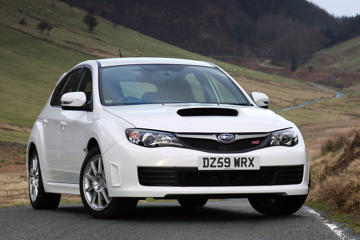 Subaru WRX STi Hatchback front three-quarters