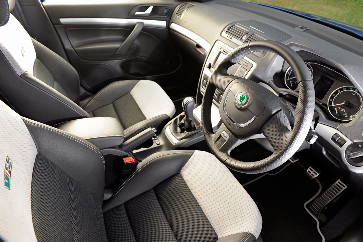 Skoda Octavia vRS interior