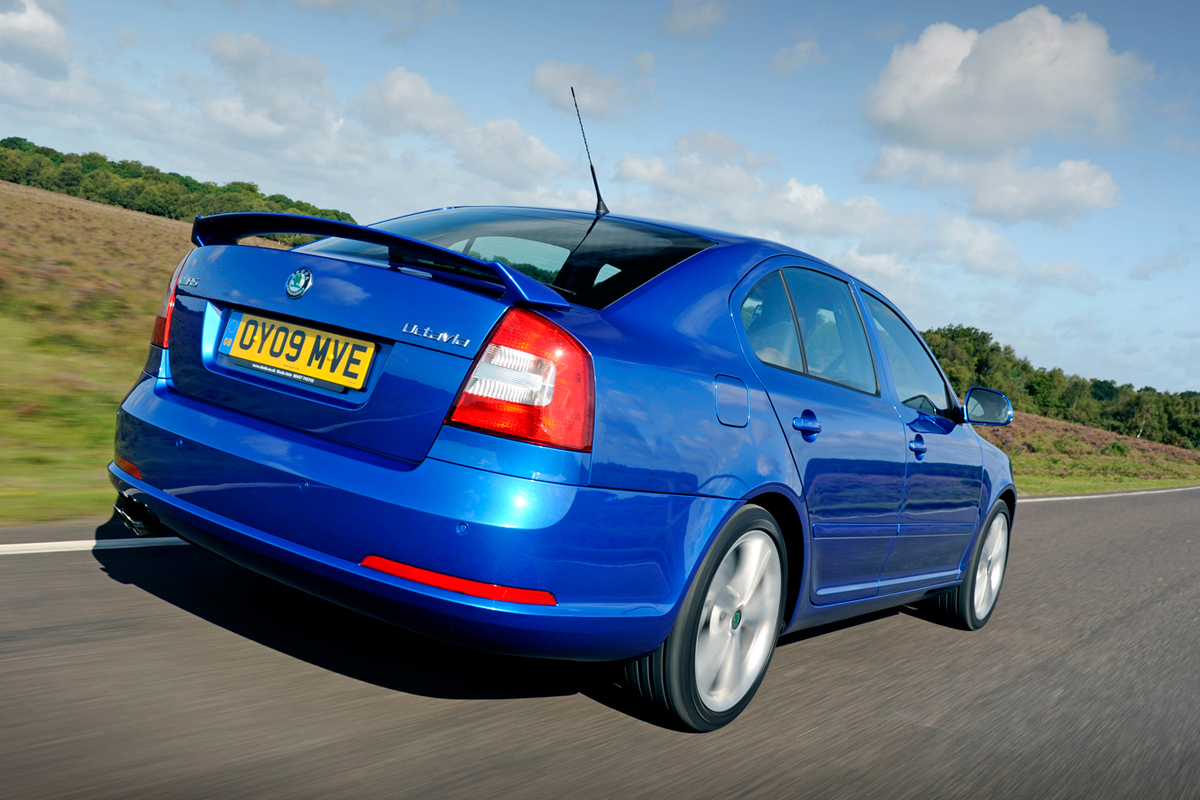 Skoda Octavia vRS rear tracking