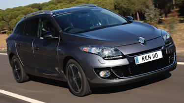 Renault Megane Sport Tourer front tracking