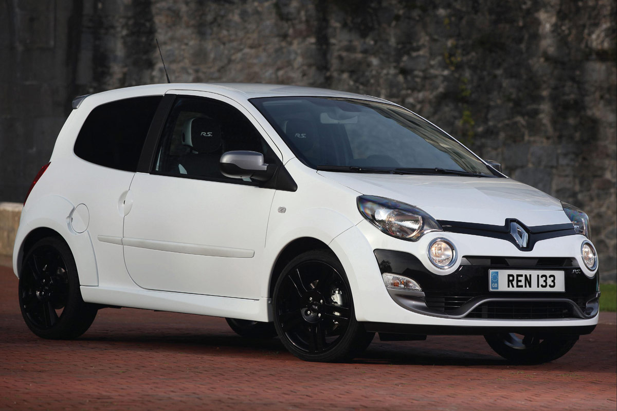 Renaultsport Twingo 133 front three-quarters