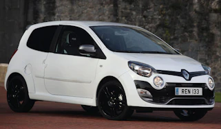 Renaultsport Twingo 133 front three-quarters
