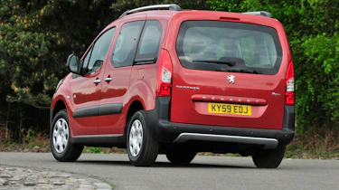 Peugeot Partner Tepee rear cornering