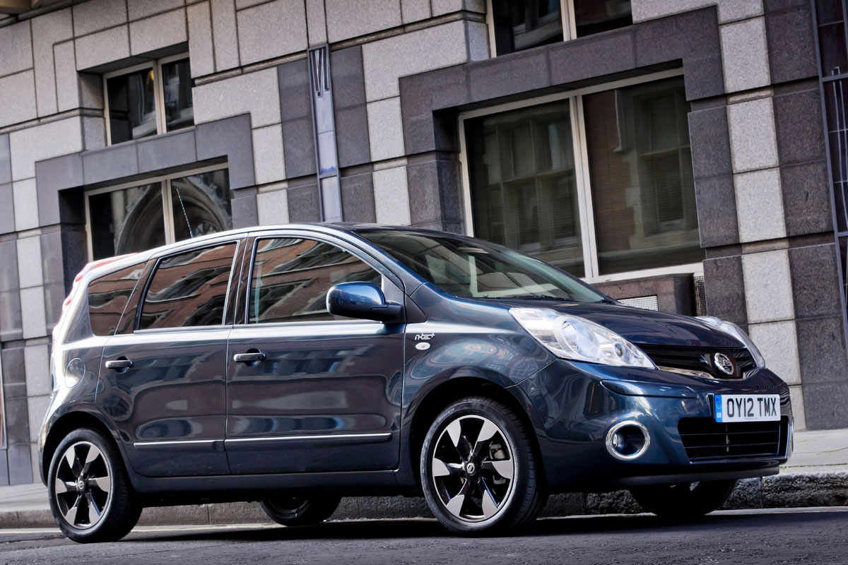 Nissan Note front three-quarters