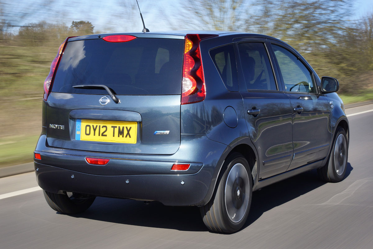 Nissan Note rear tracking