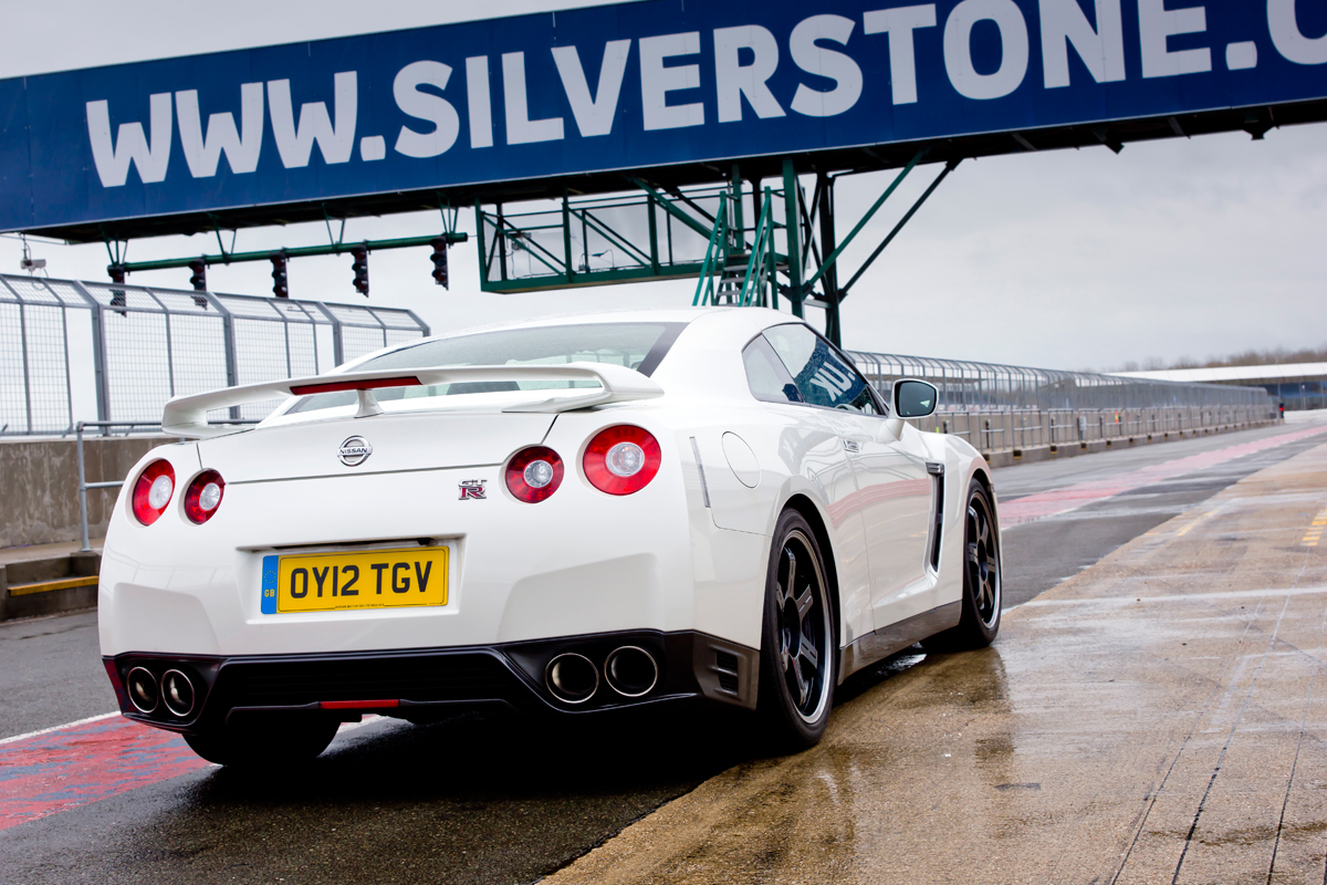 Nissan GT-R rear