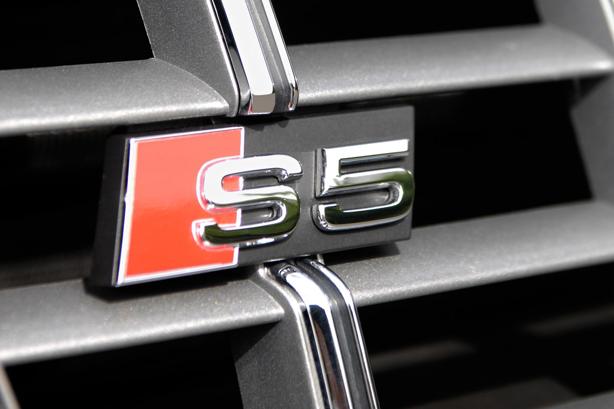 Audi S5 badge