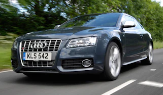 Audi S5 front tracking