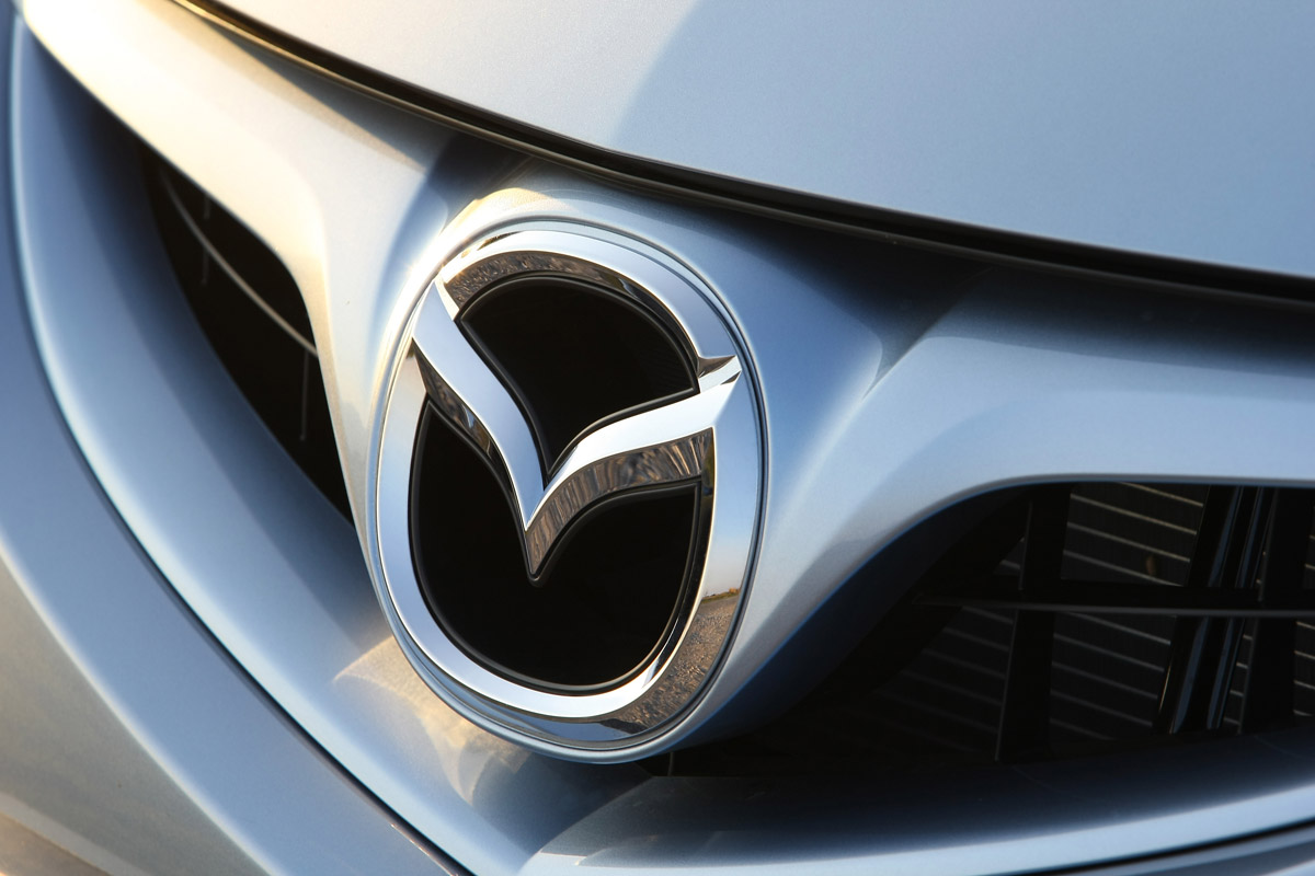 Mazda 6 Estate badge