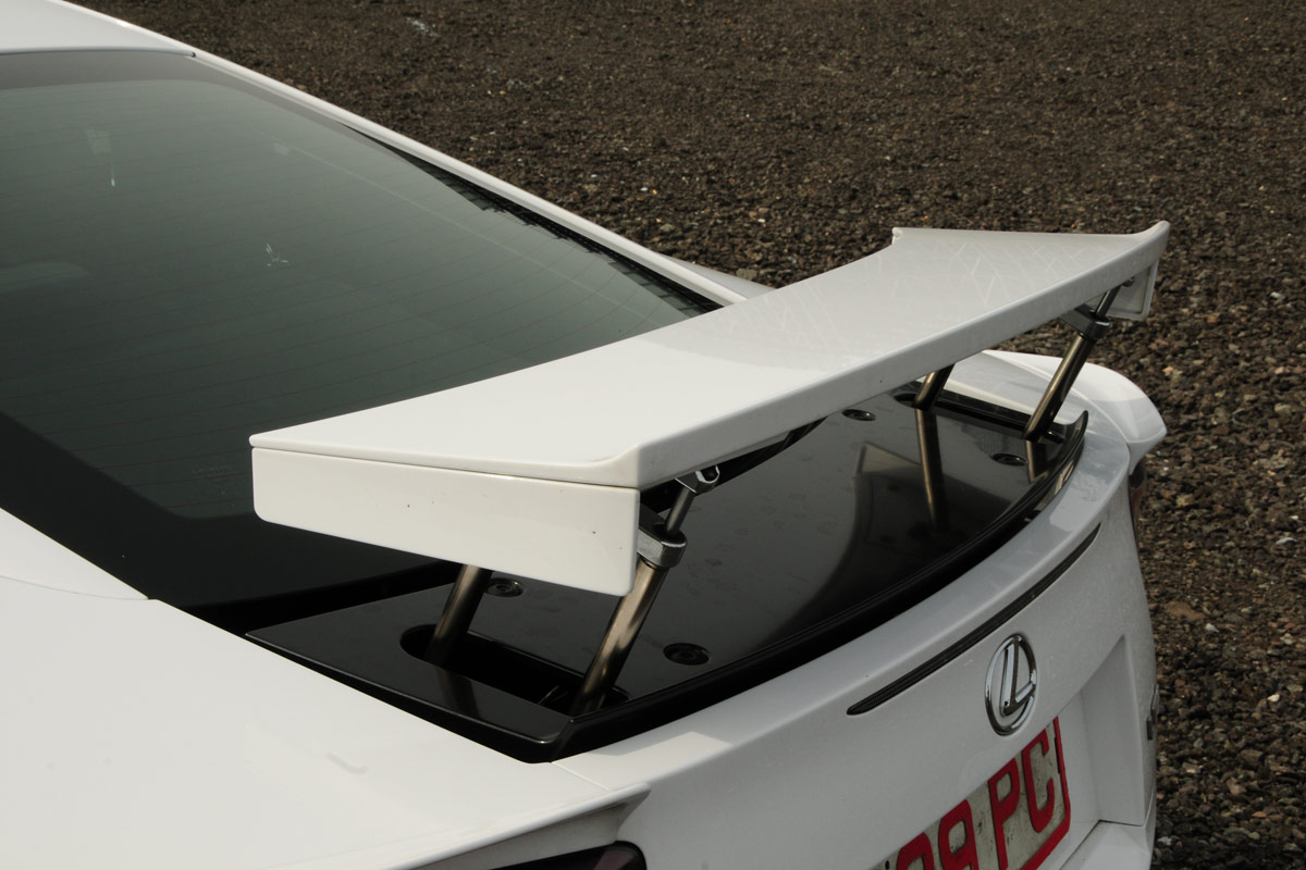 Lexus LFA rear spoiler