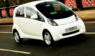 Mitsubishi i-MiEV front