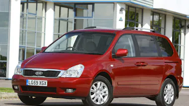 Kia Sedona front