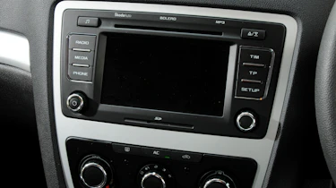 Skoda Octavia Estate sat-nav